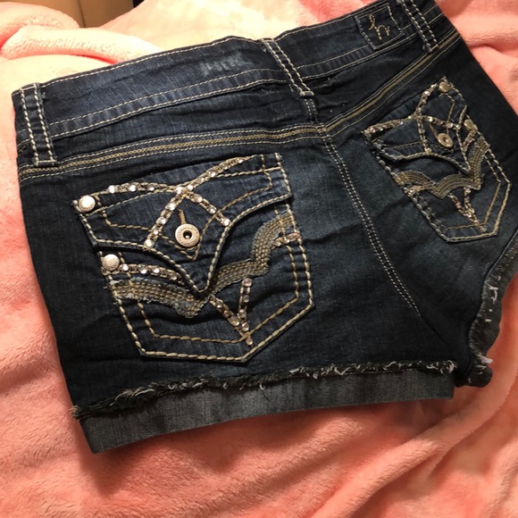 Jeans Shorts👗 - Picture 4 of 5